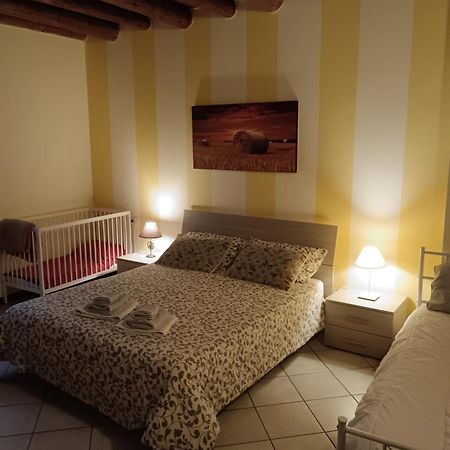 Casa Giulia - Valeggio Sul Mincio Apartment Bagian luar foto