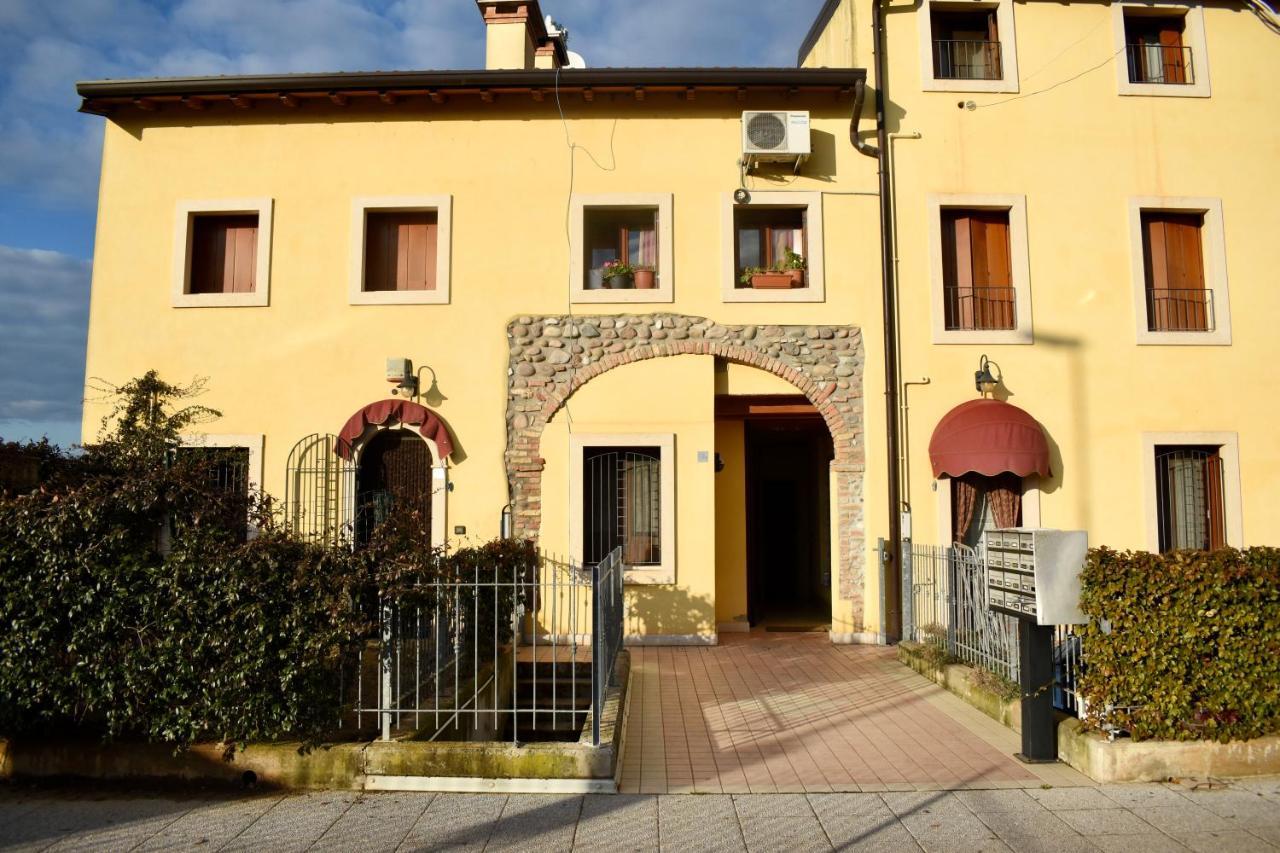 Casa Giulia - Valeggio Sul Mincio Apartment Bagian luar foto