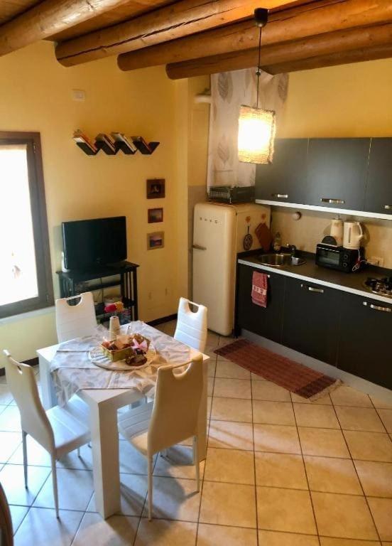 Casa Giulia - Valeggio Sul Mincio Apartment Bagian luar foto